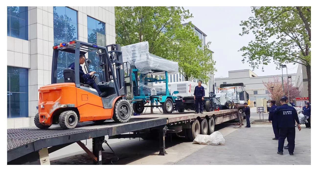 WSY-55C portable lithium-ion lighting tower and WSY-160T solar lithium-ion lighting tower WSY-55C portable lithium-ion lighting tower and WSY-160T solar lithium-ion lighting tower